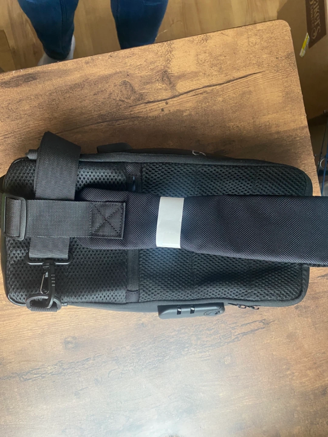 Weixier Sport+ Crossbody Bag with Combination Lock