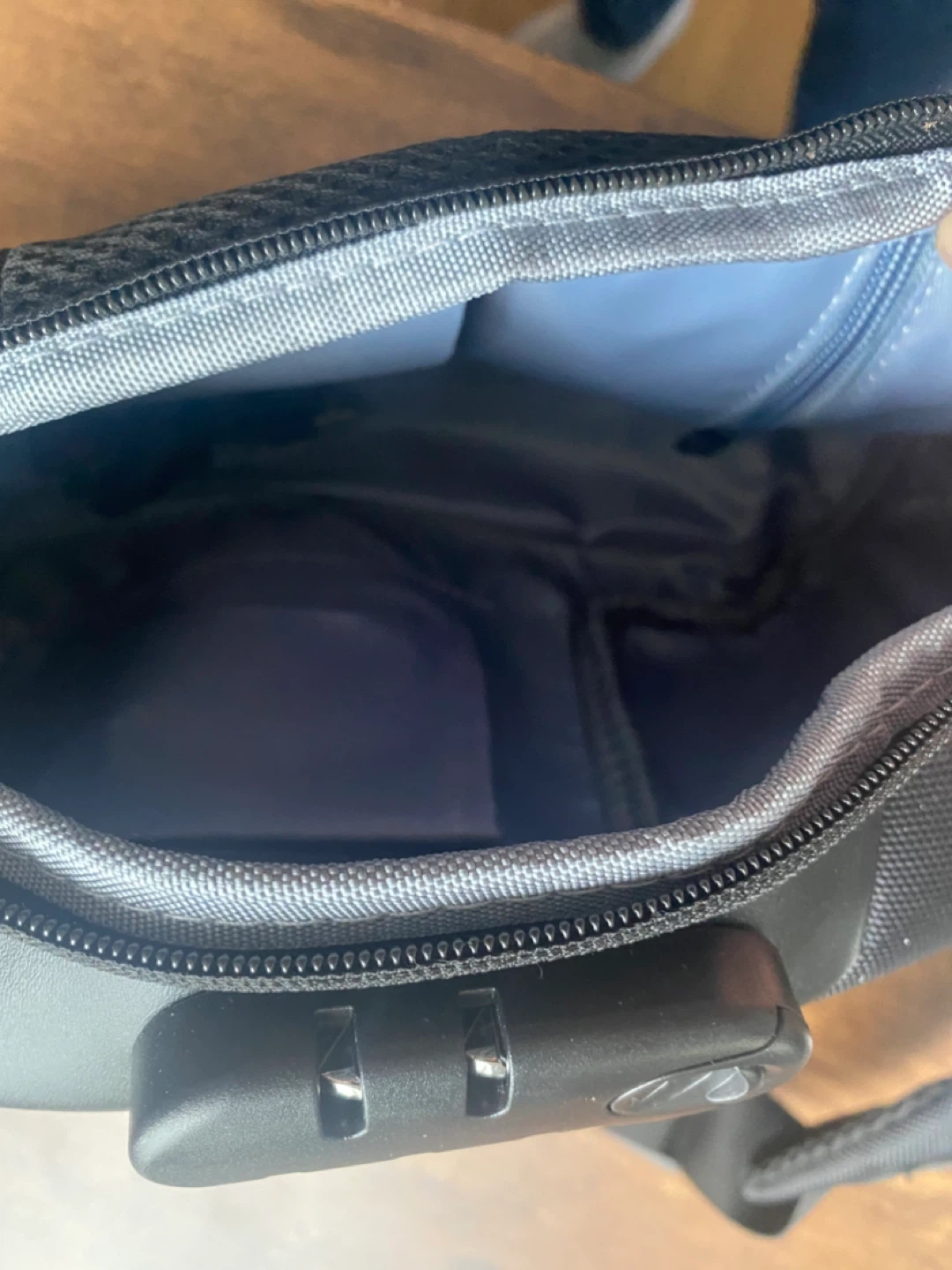 Weixier Sport+ Crossbody Bag with Combination Lock - photo 3