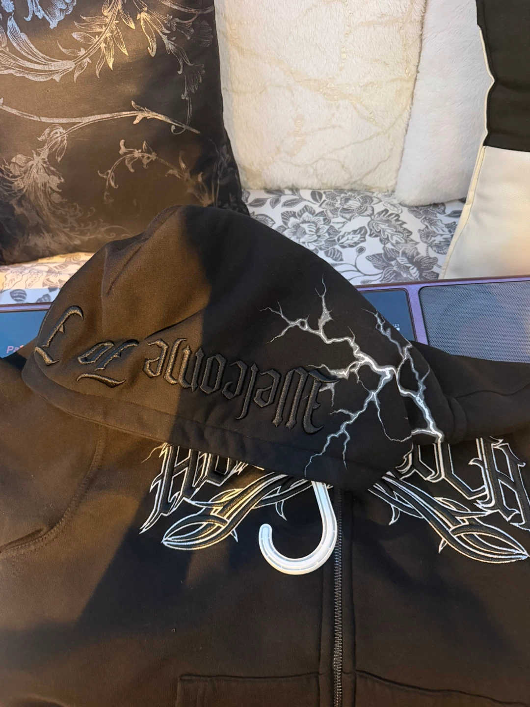 HOODRICH Black Zip-Up Hoodie Size Medium - photo 2