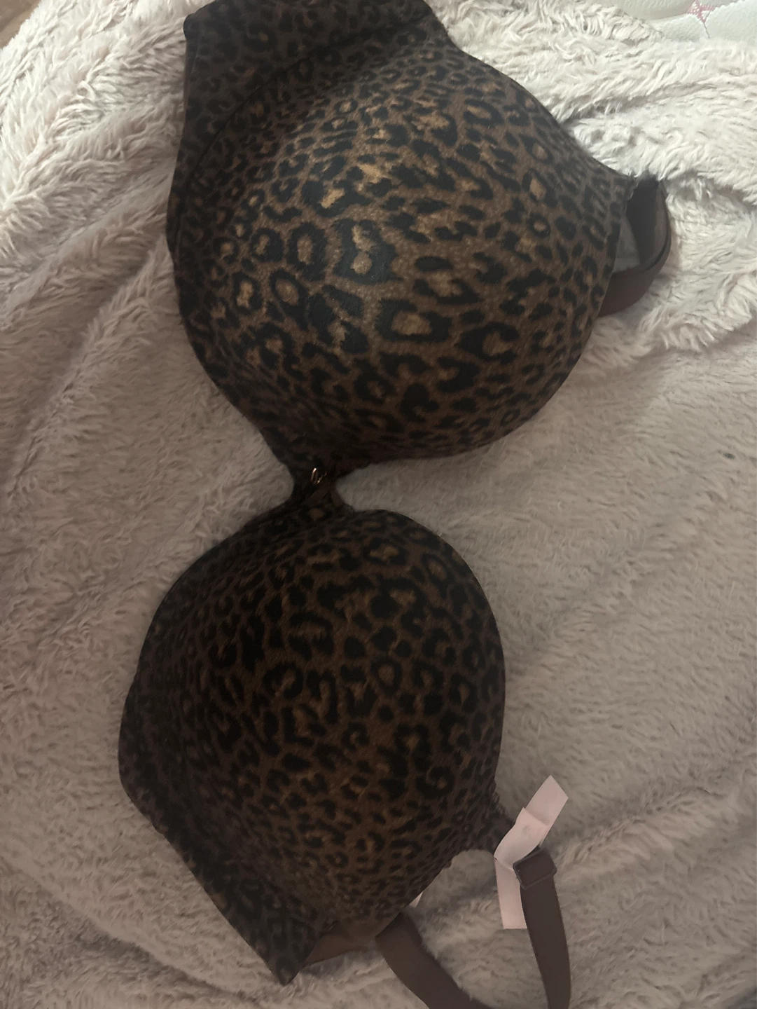 Victoria's Secret Leopard Print Bra 38DDD - photo 3