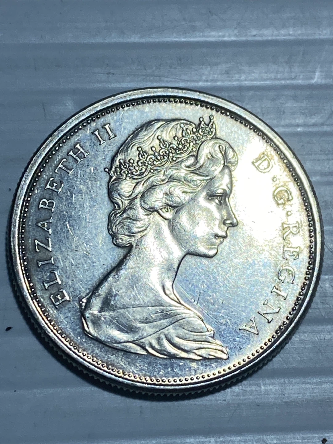 1966 silver Canada 50 Cent Coin - photo 2