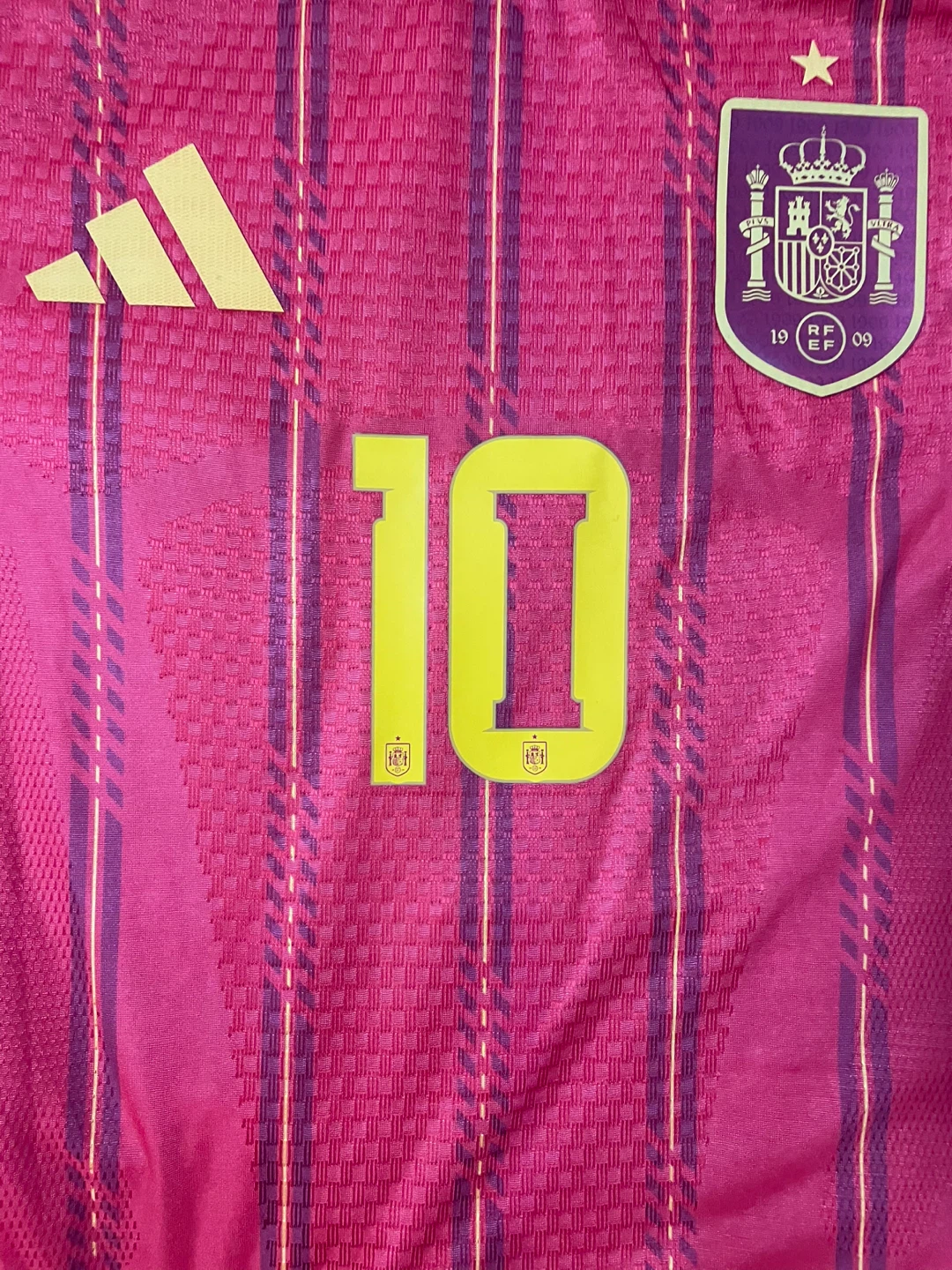Adidas Spain 10 Lamine Yamal Football Jersey - photo 3
