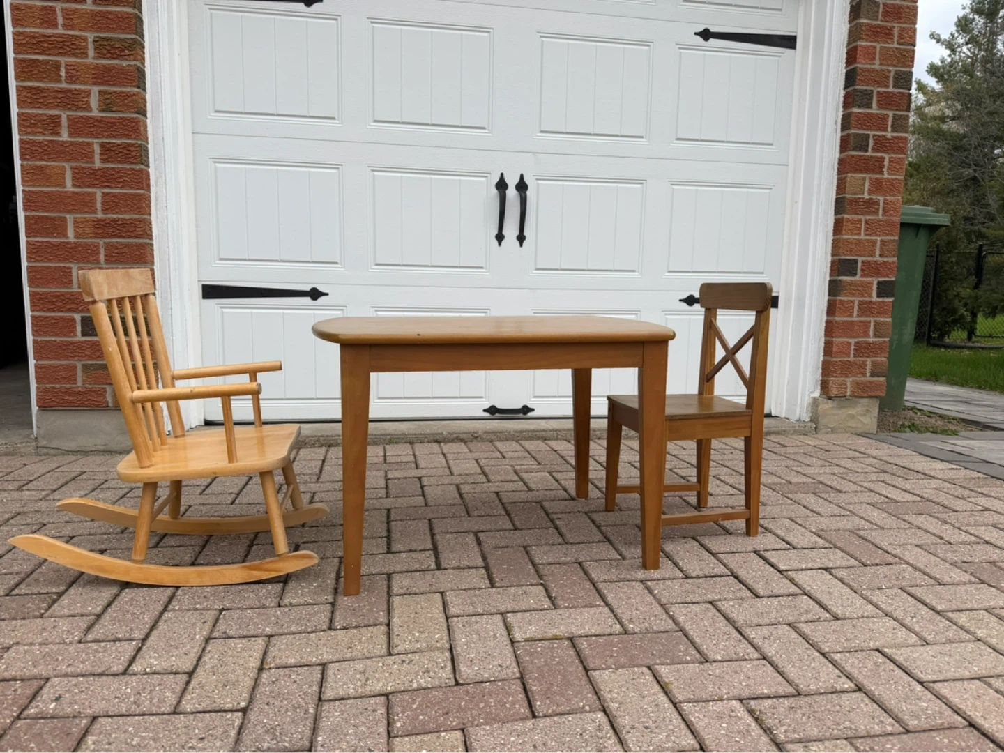 Wooden Kids Table and Chairs Set
