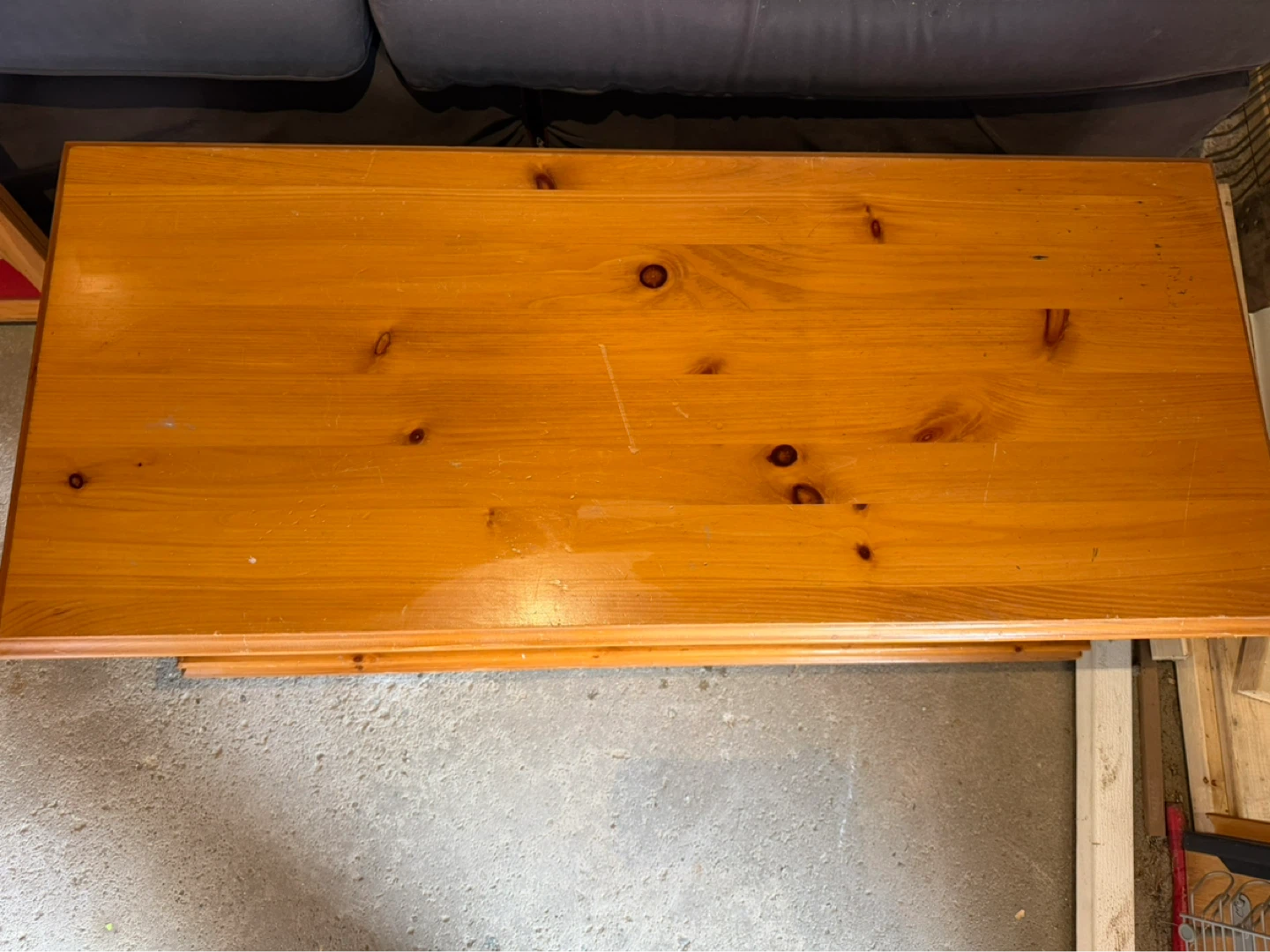 Wooden pine Chest with Wheat Engraving - photo 2