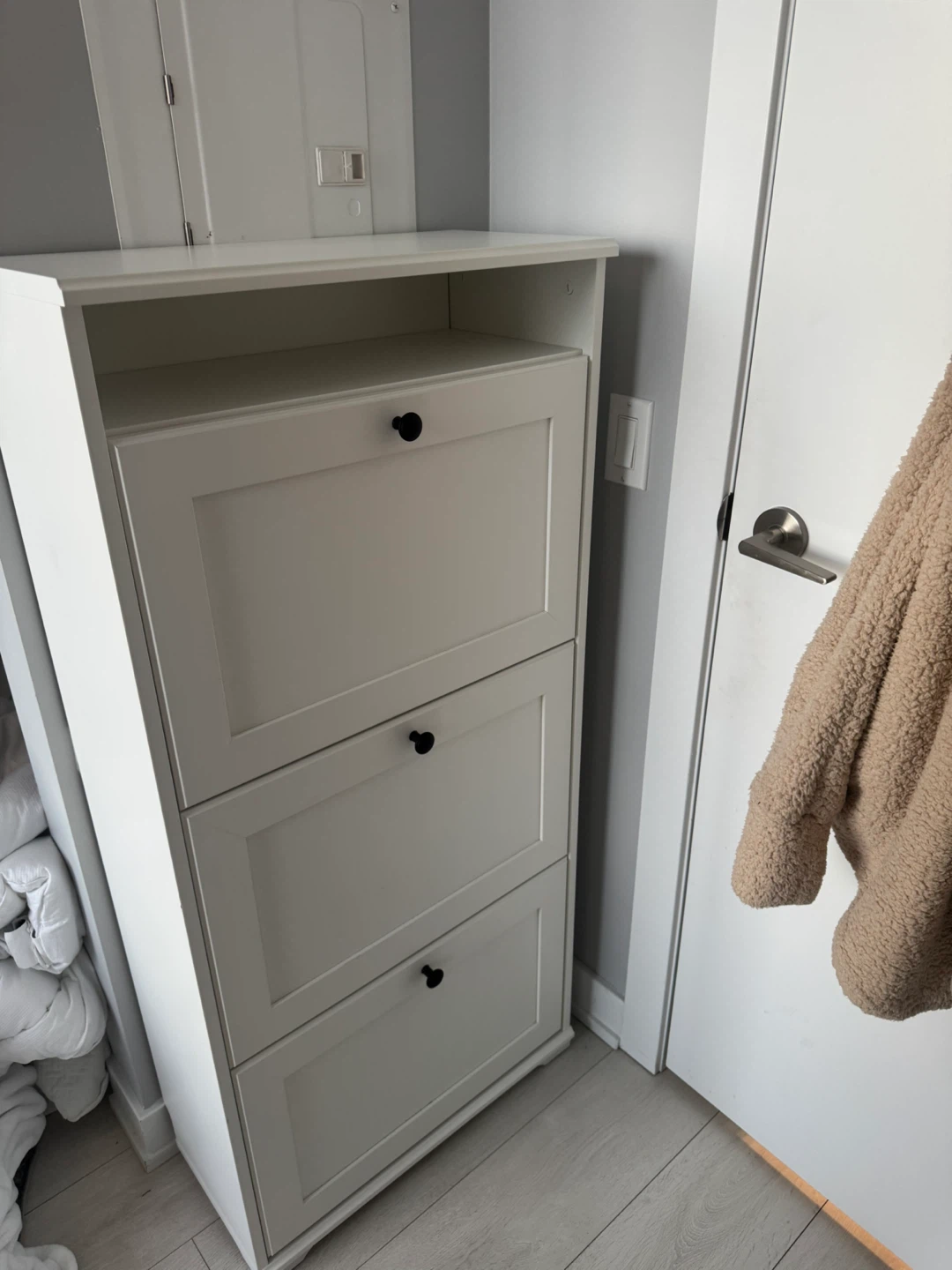 IKEA BRUSALI white shoe cabinet - photo 2