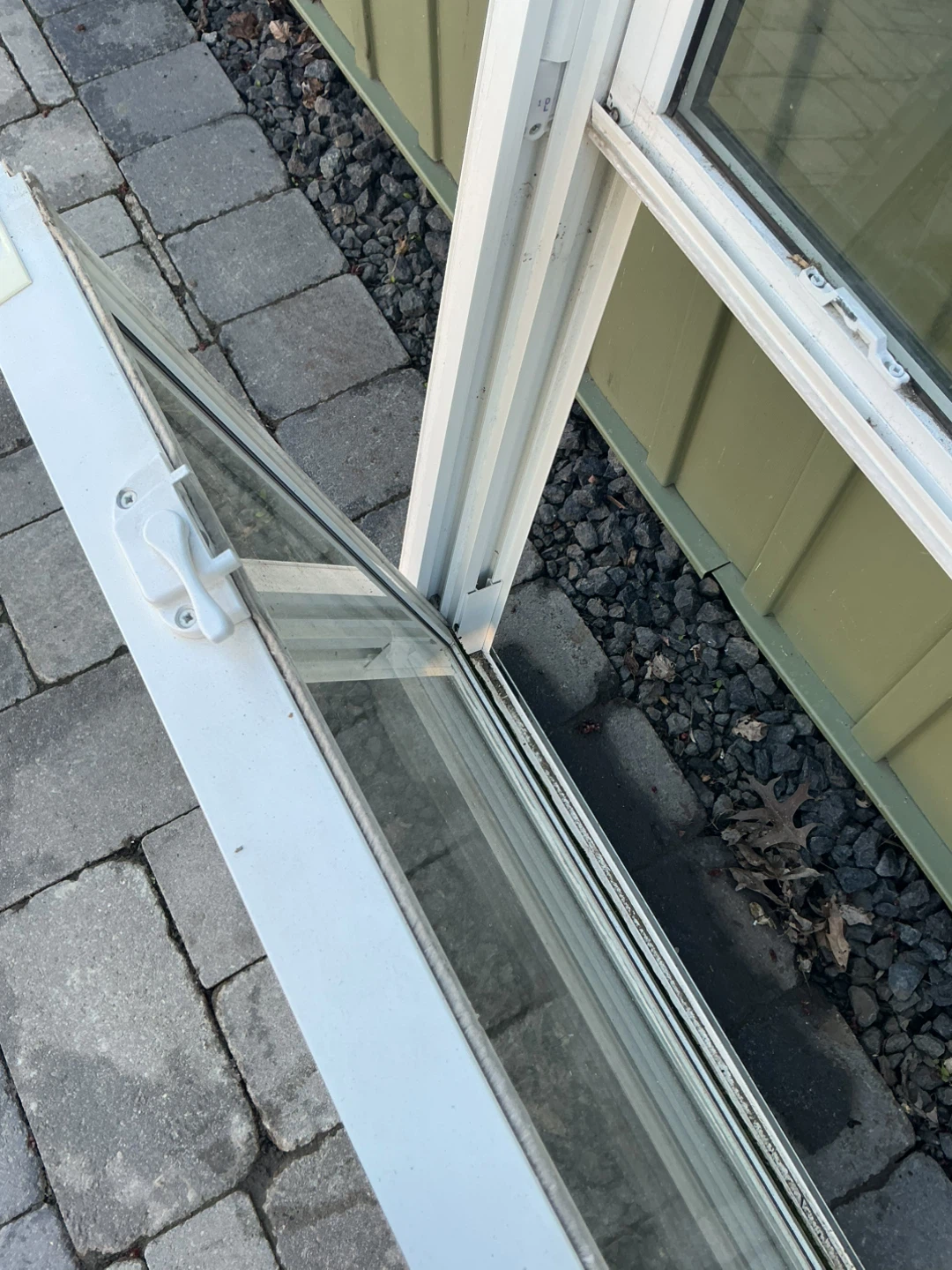 White Vinyl Window Frame with Screen - photo 2