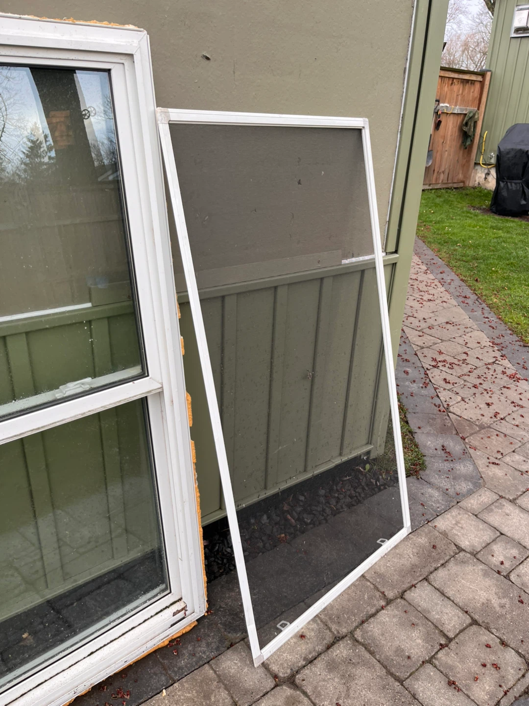 White Vinyl Window Frame with Screen - photo 4