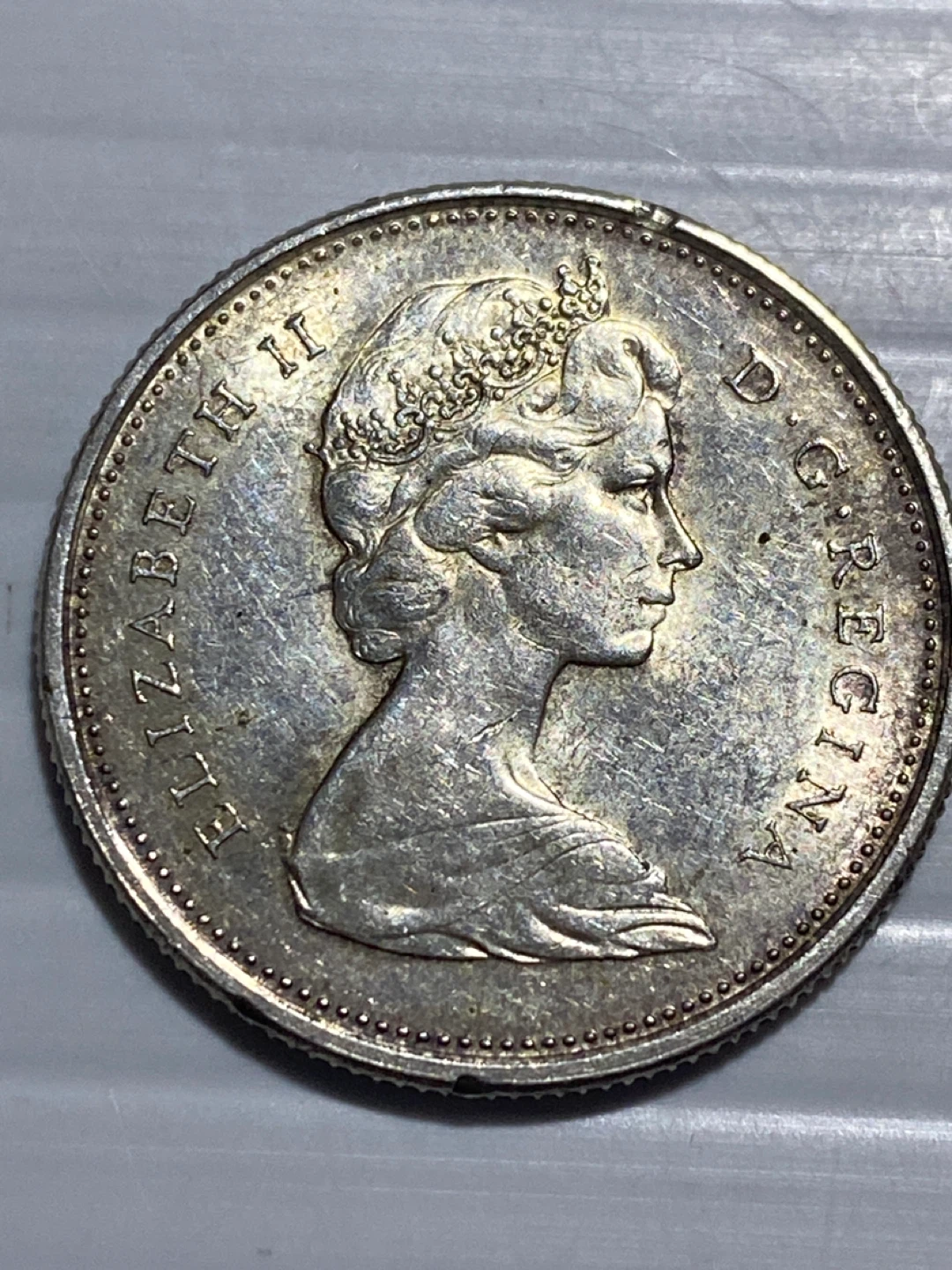 1967 silver Canadian 25 Cents Coin - photo 2
