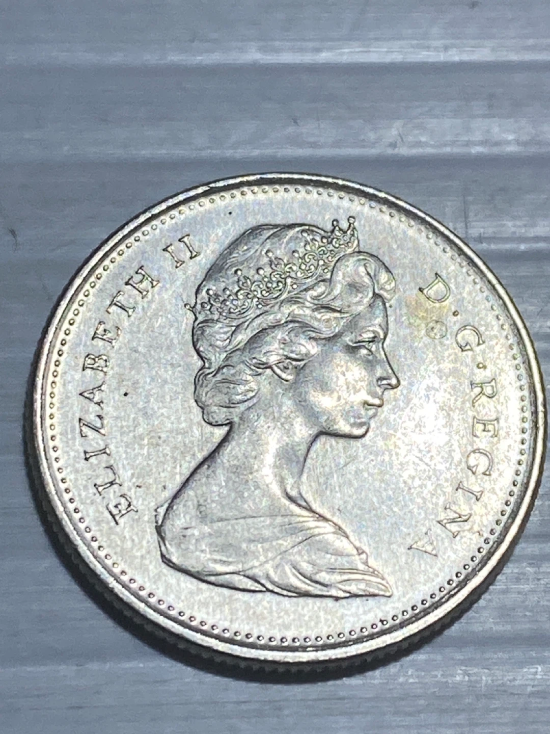 1968 SilverCanadian 25 Cent Coin - photo 2