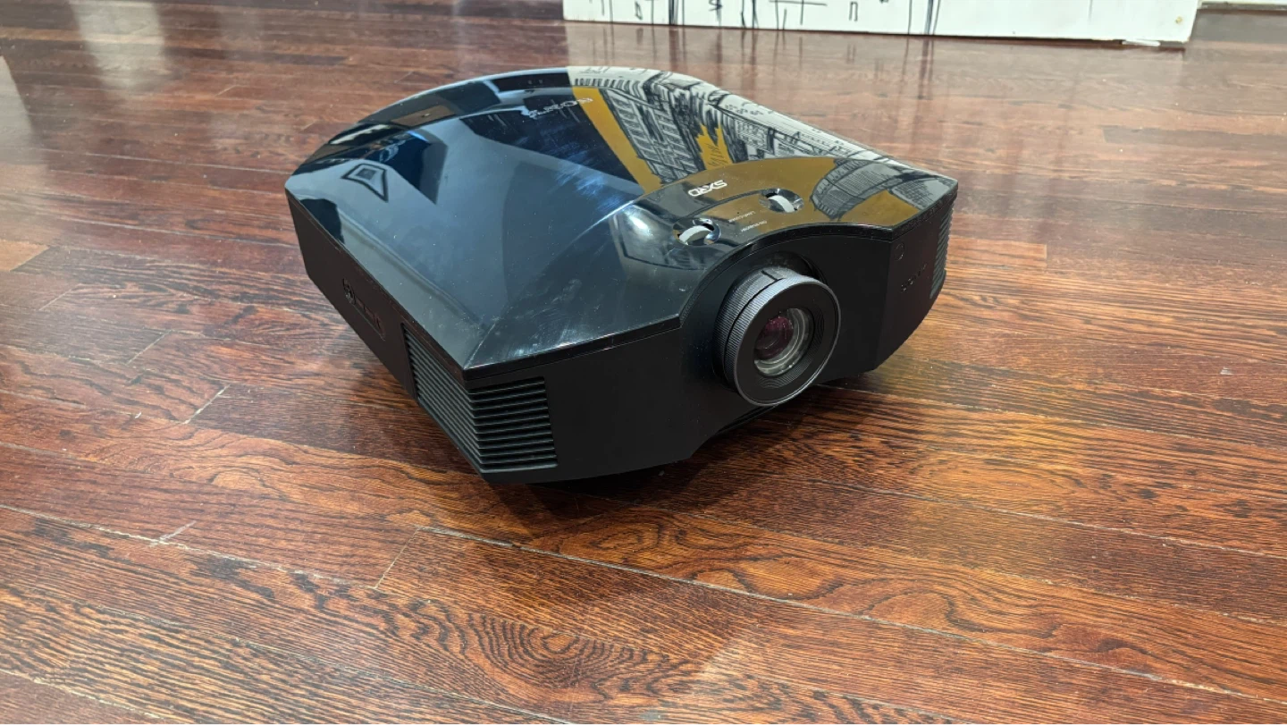 Sony VPL-VW675ES 4K Home Theater Projector