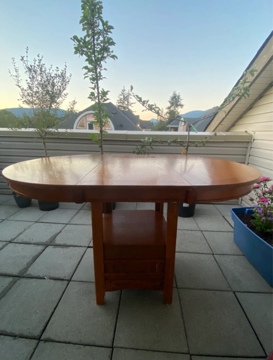 Wooden Extendable Table