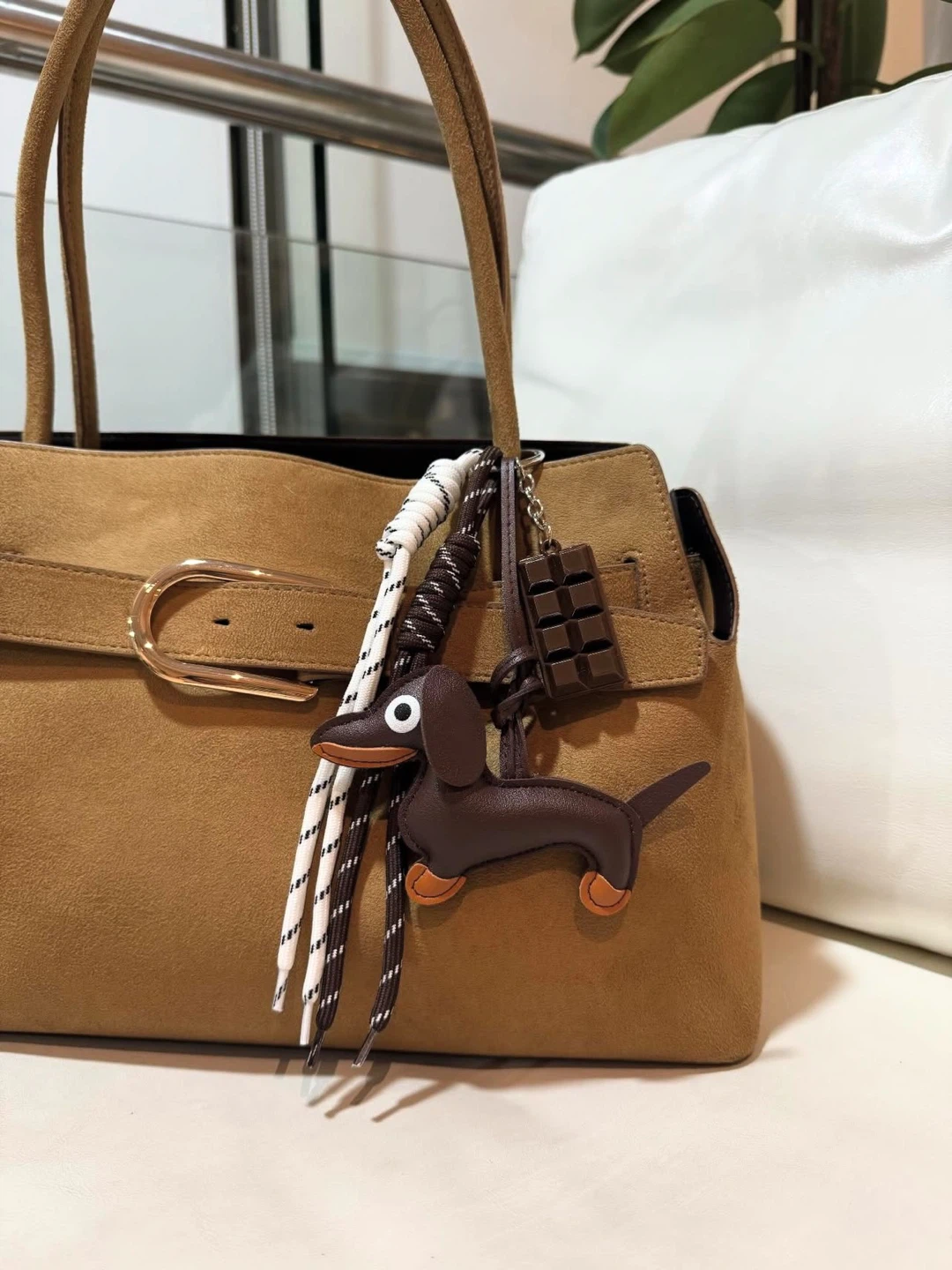 Dachshund Dog & Chocolate Bar Bag Charm Keychain Set - photo 5