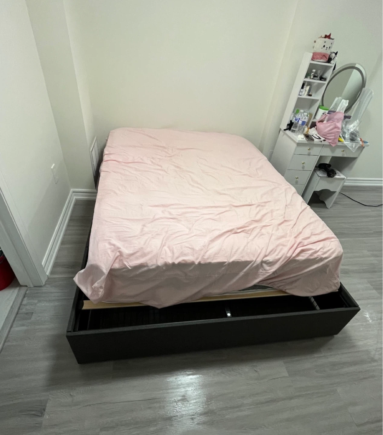 Queen Size Bed Frame with Storage Drawers - photo 3