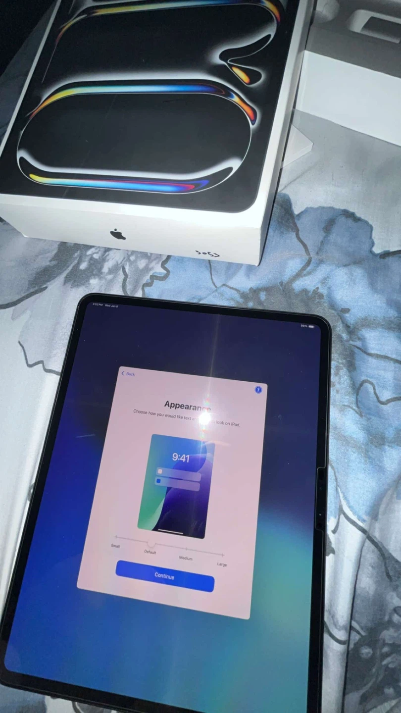 iPad Pro 11” M4 256GB 🔥 100% Battery + Case – Like New