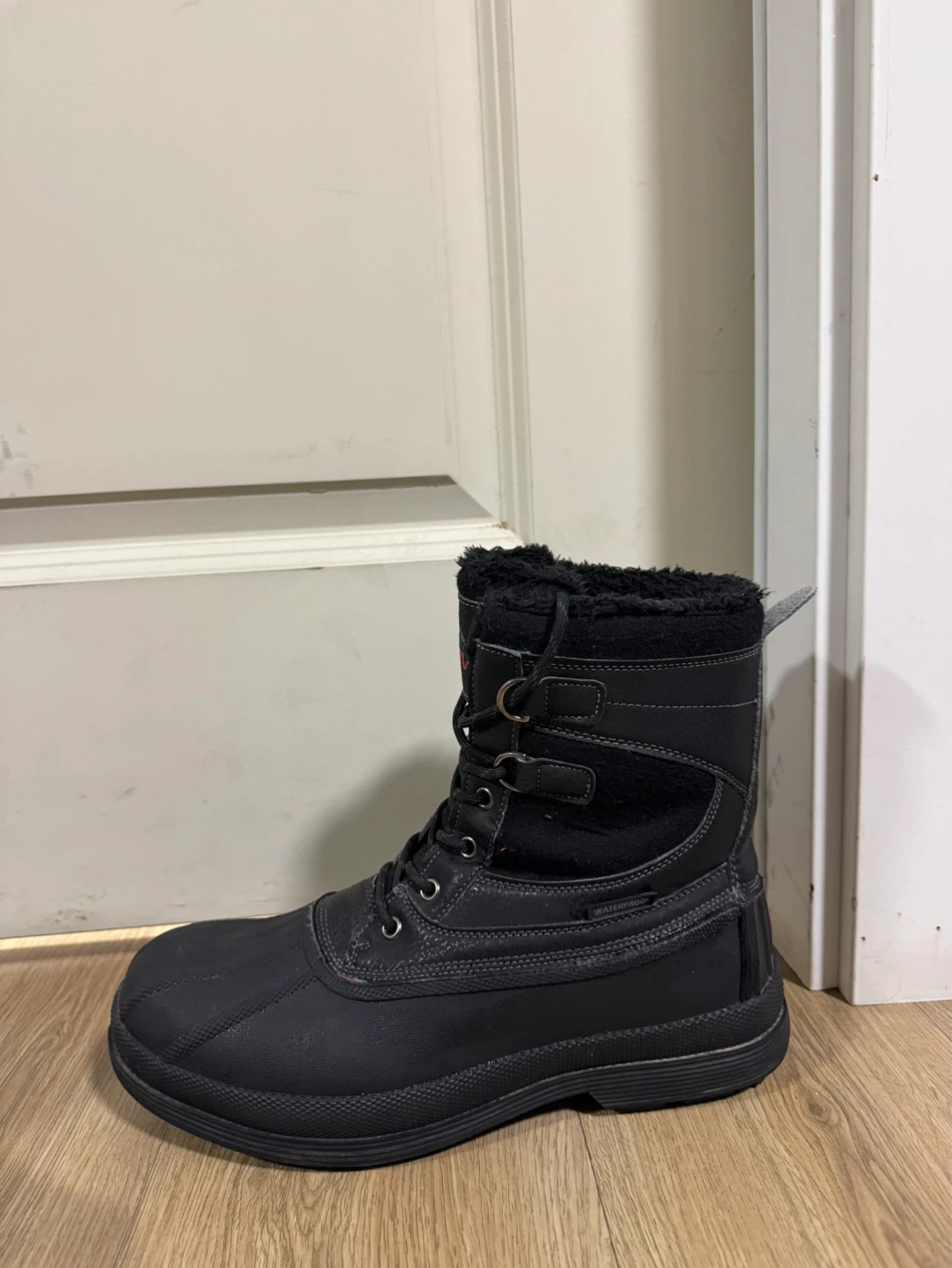 NordicView Black Winter Boots - Men's Size 10 - photo 2