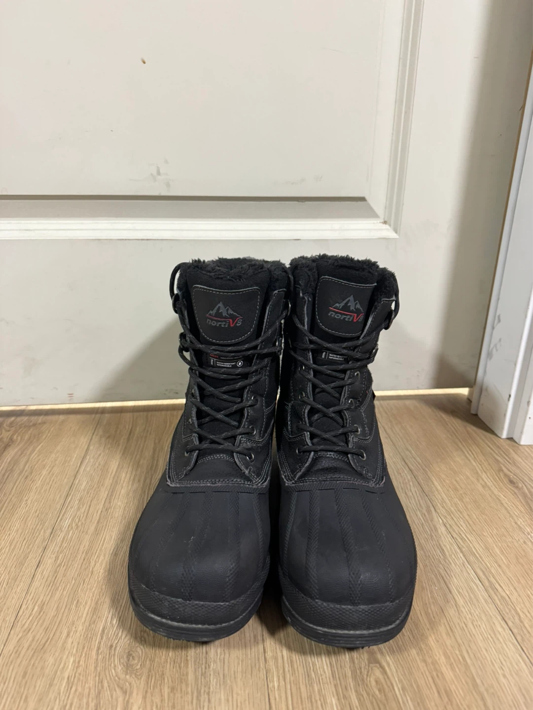 NordicView Black Winter Boots - Men's Size 10