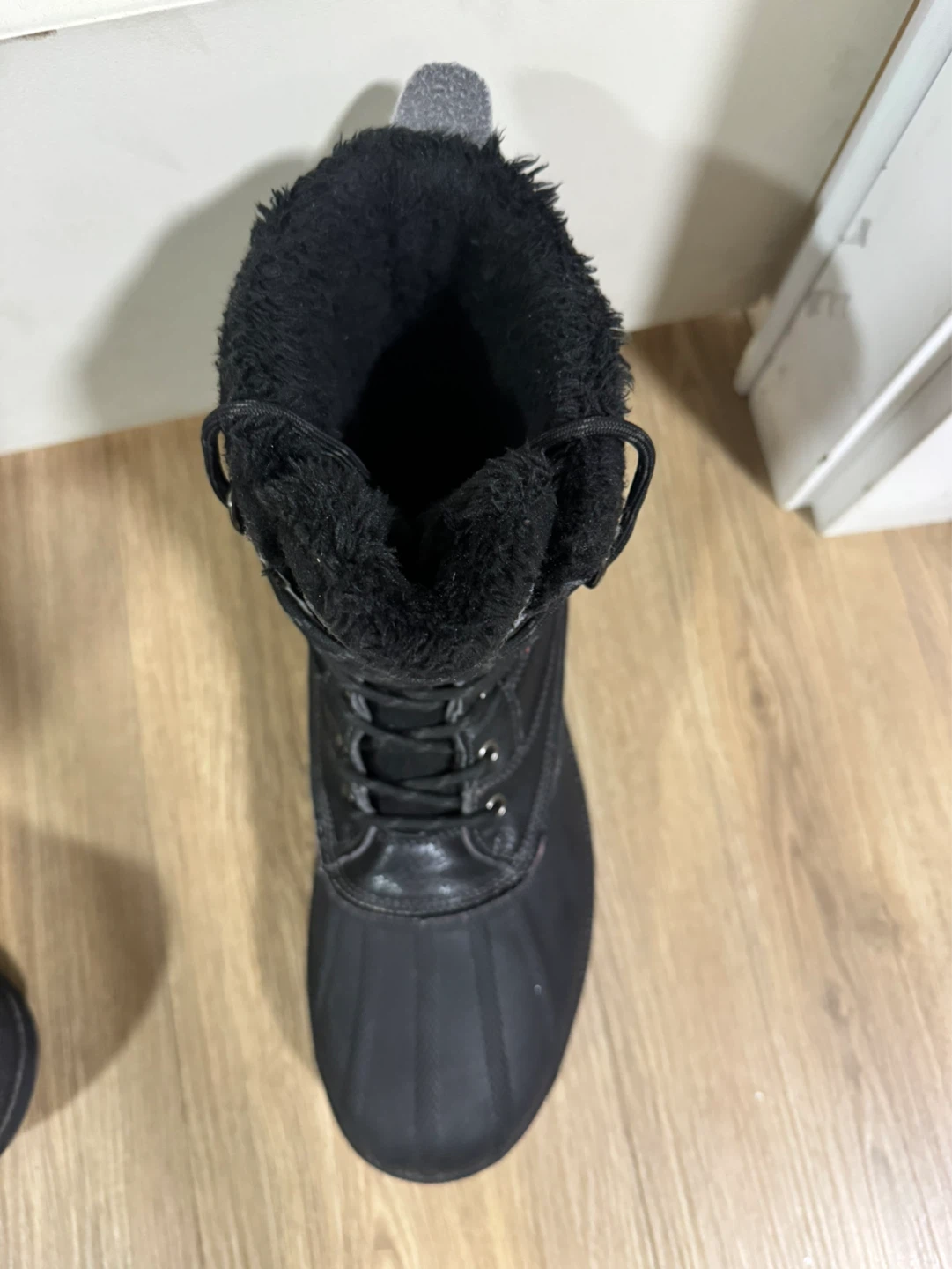 NordicView Black Winter Boots - Men's Size 10 - photo 3