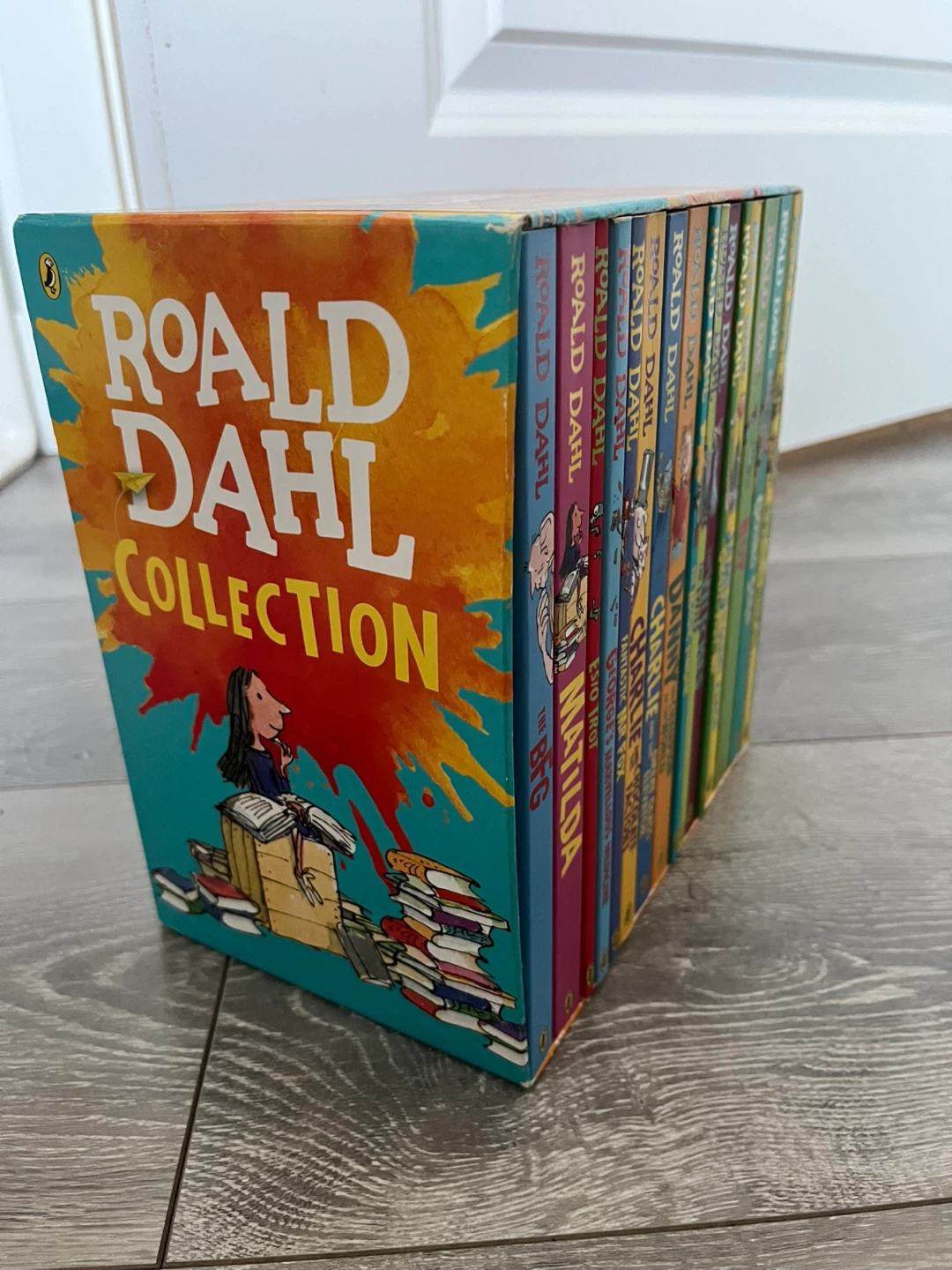 Roald Dahl Collection 16 Fantastic Stories Book Set - photo 4