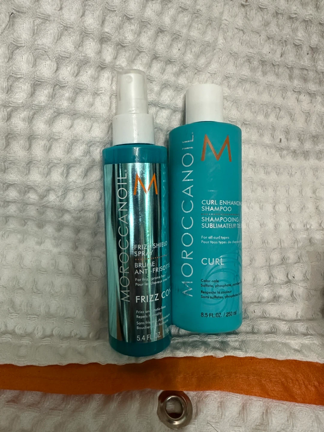 Moroccanoil Curl Enhancing Shampoo & Frizz Shield Spray - photo 2