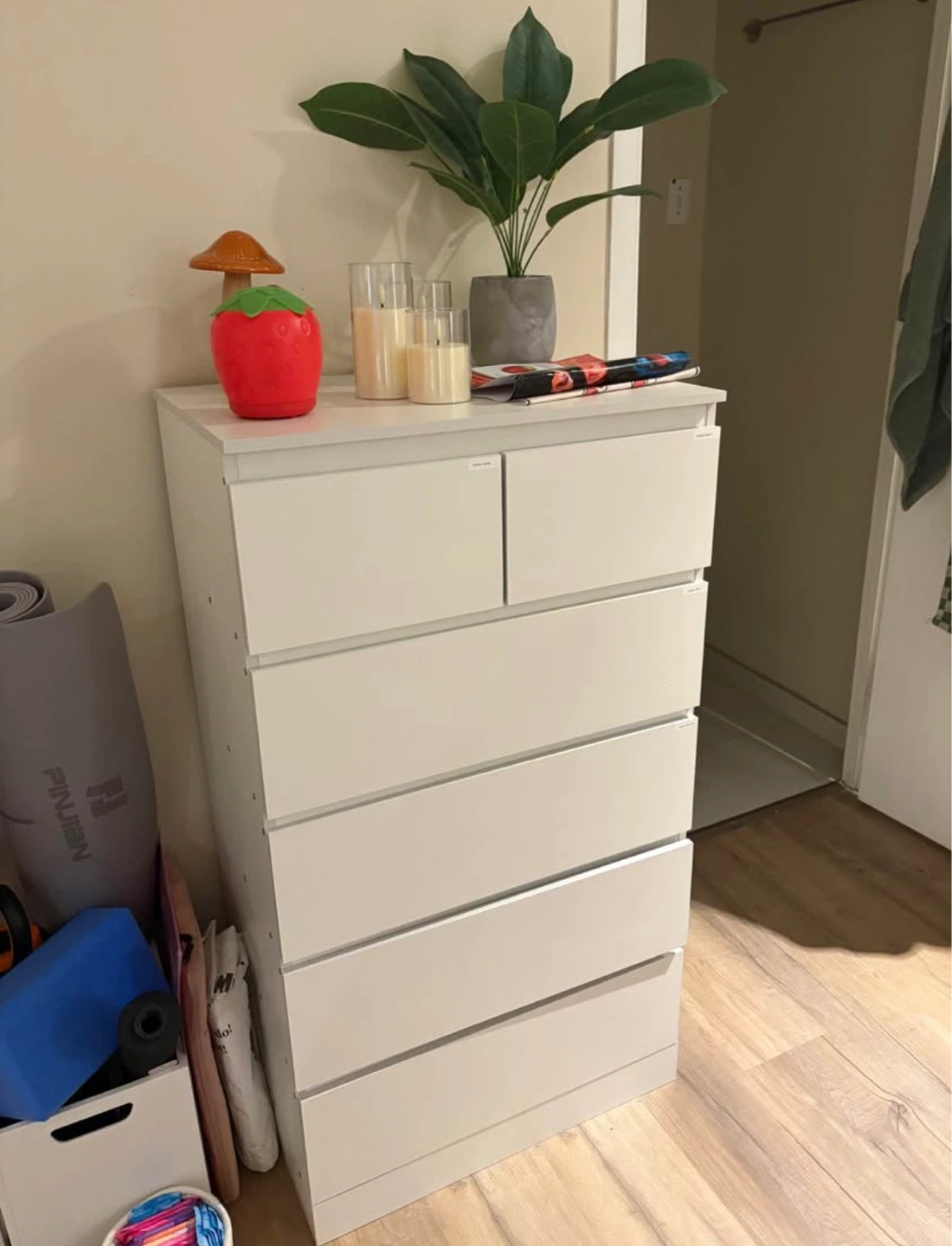 White 6 Drawer Dresser