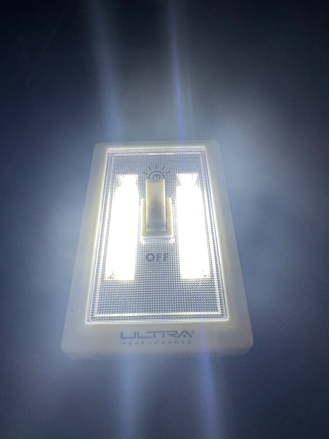 ULTRA PERFORMANCE LED Cordless Light Switch - photo 2