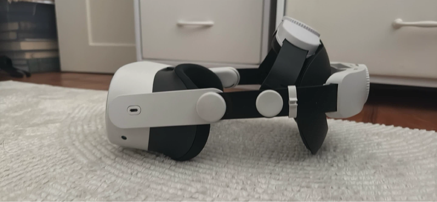 Meta Quest 3S Virtual Reality Headset - photo 5
