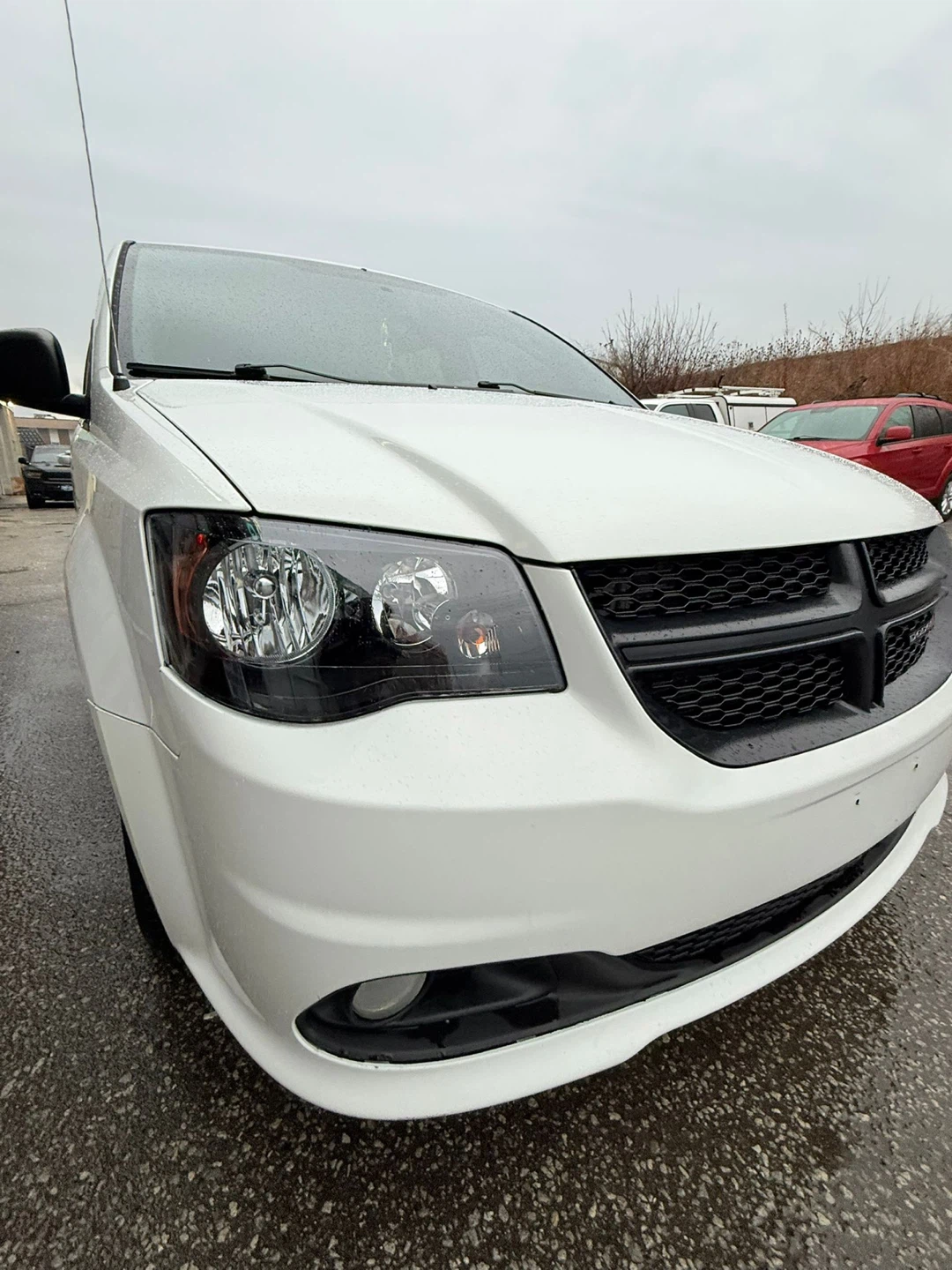 2015 White Dodge Grand Caravan - photo 3