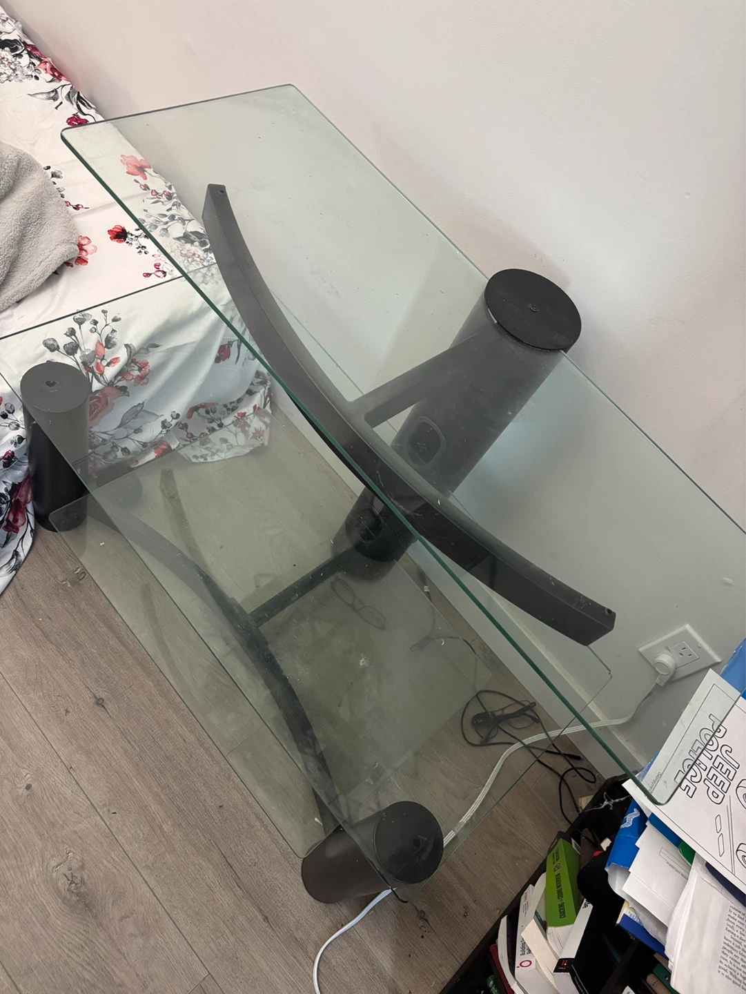 Glass TV stand with metal frame - photo 3