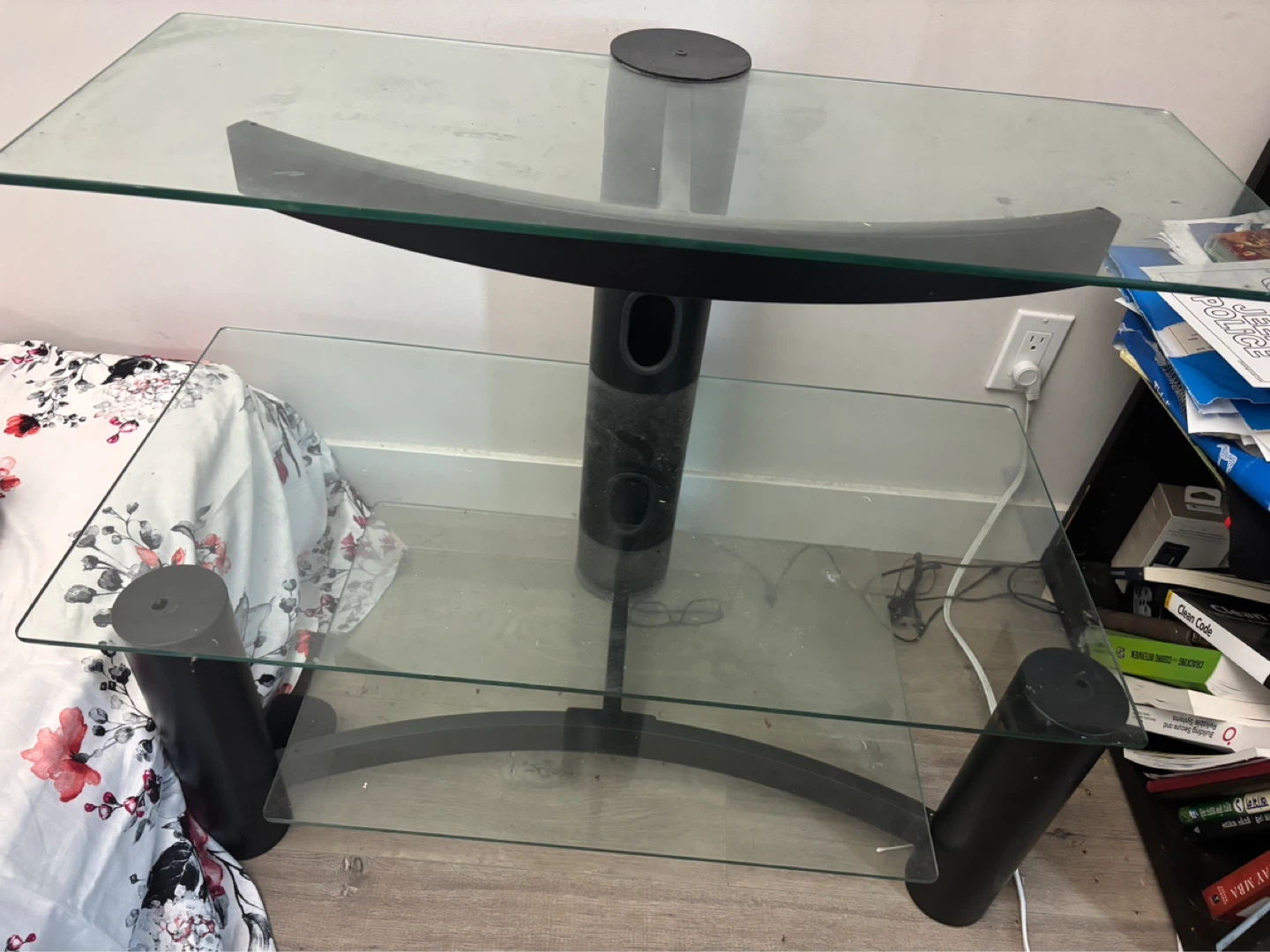 Glass TV stand with metal frame - photo 2