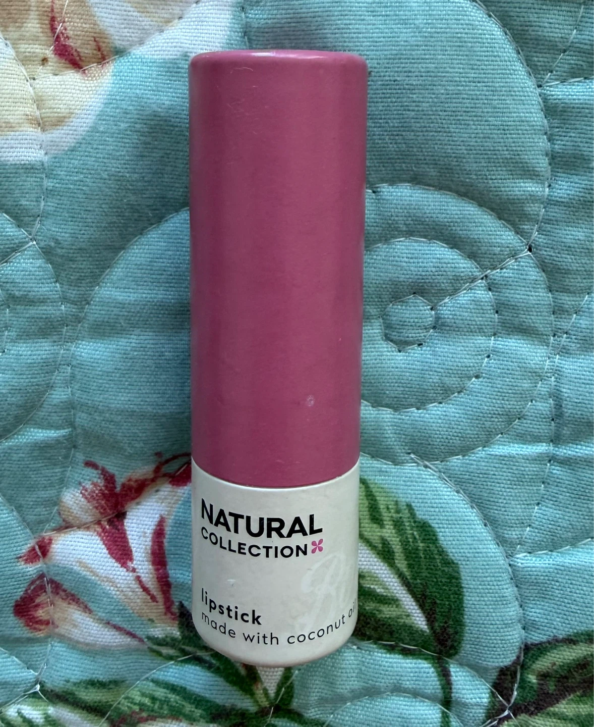 🌱 New sealed Natural Collection Lipstick, rose color