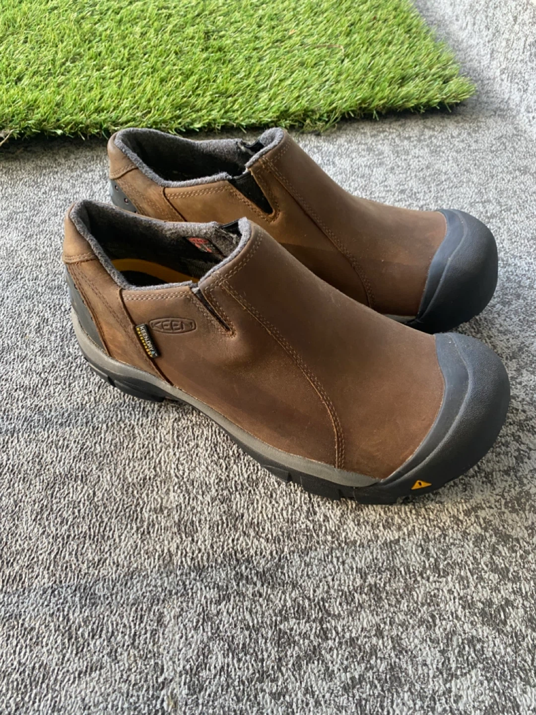 Workout boots