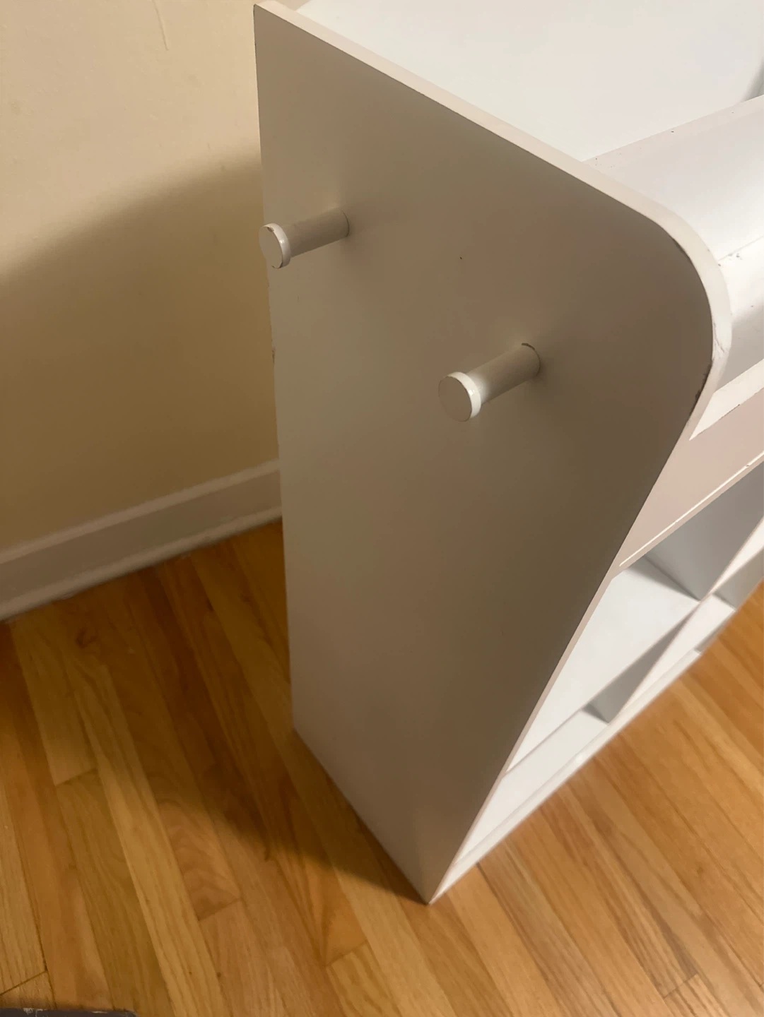 White 6-Cube Storage Shelf - photo 4