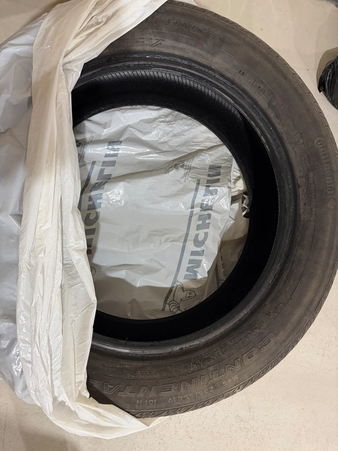 Continental Tire - 235/55R19 101H - photo 3