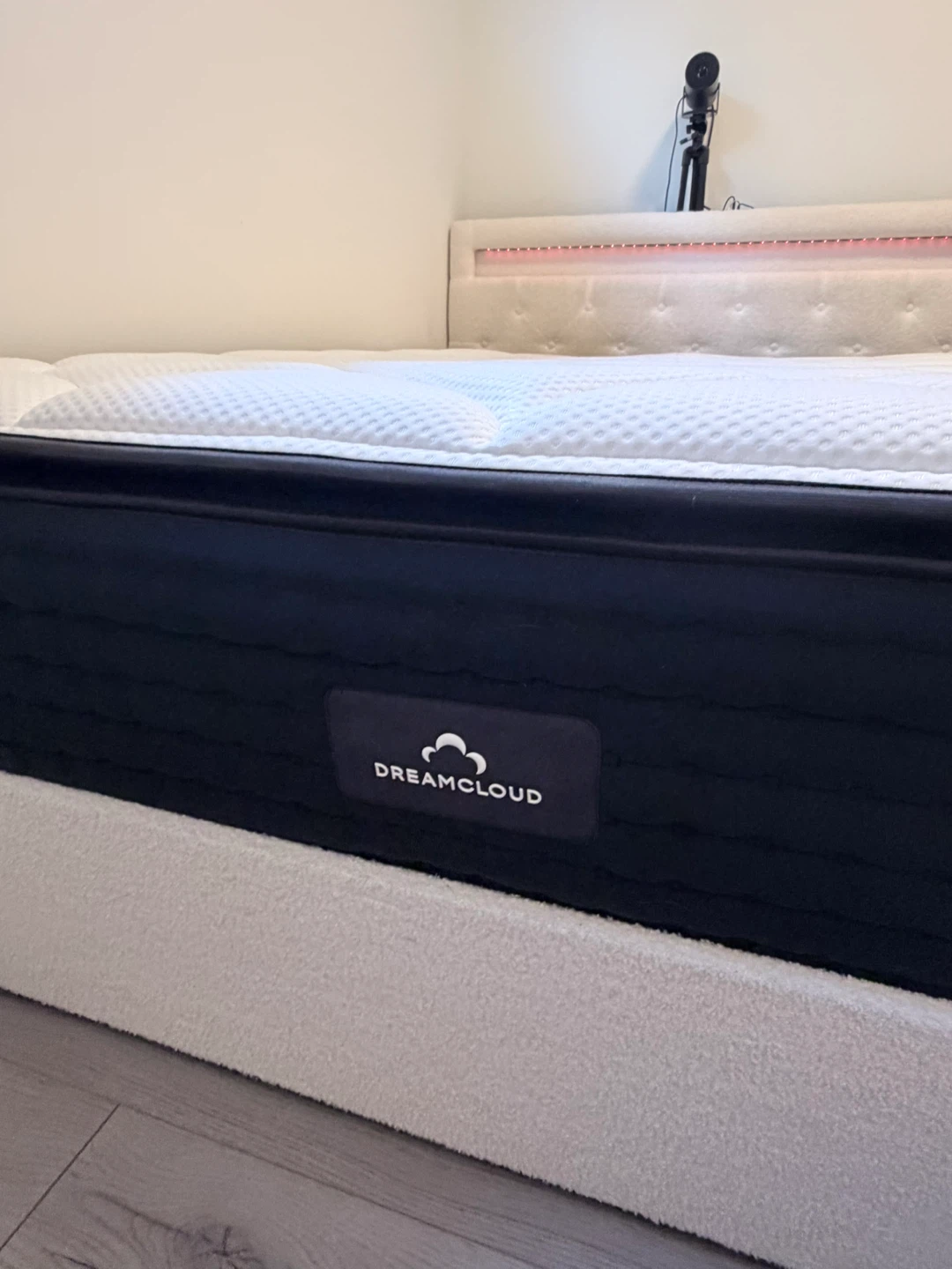 DreamCloud Mattress Queen