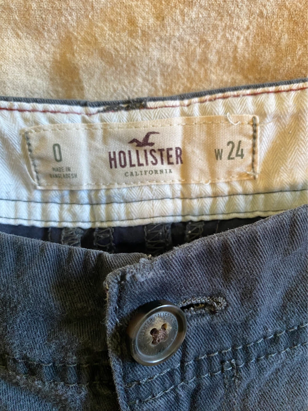 Hollister Women's Grey Shorts Size 0 / W24 - photo 2