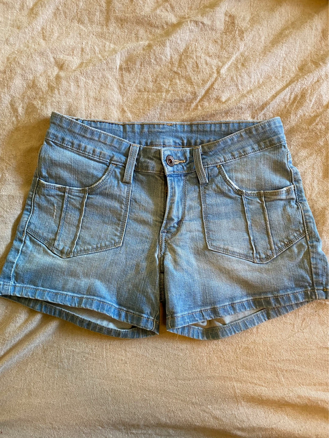 Vintage Levi's Women's Denim Shorts