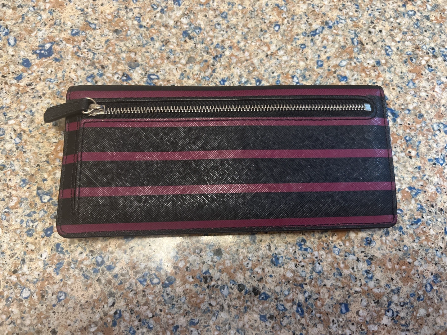 Michael Kors Wallet - Black & Burgundy Stripes - photo 4