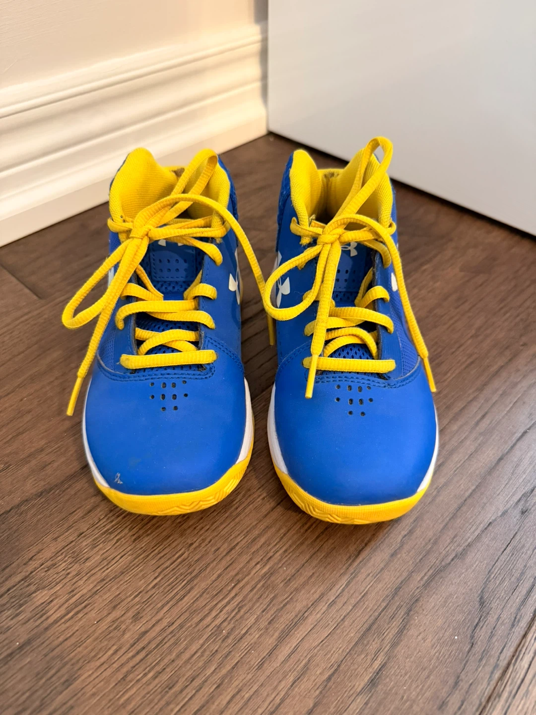 Under Armour Blue & Yellow Basketball Shoes - photo 2