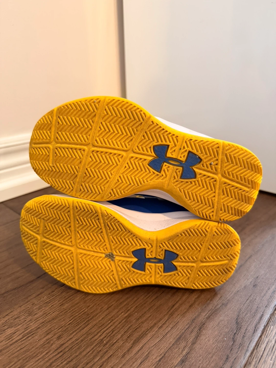 Under Armour Blue & Yellow Basketball Shoes - photo 5