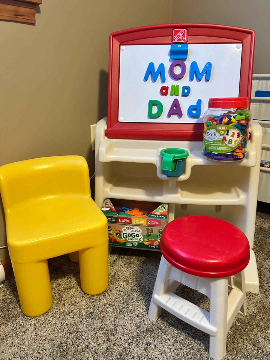 Step2 Easel Art Desk with Stool and Accessories
