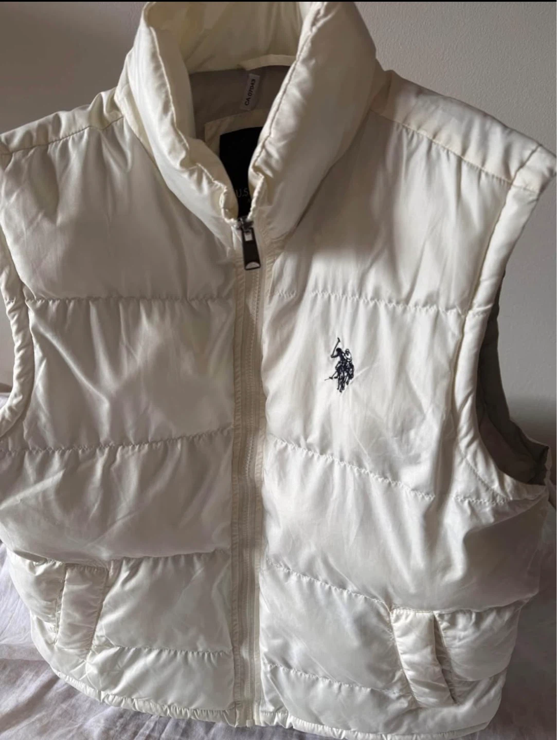 U.S. Polo Assn. Puffer Vest Small - photo 3