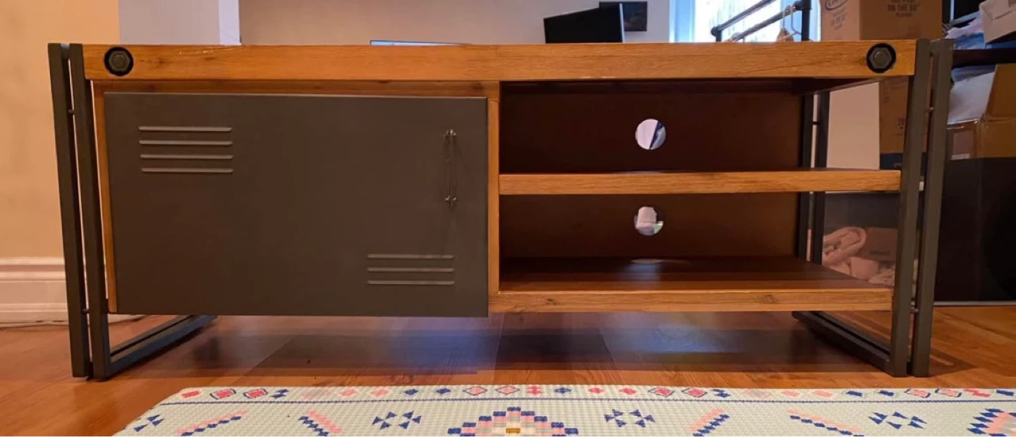 Structube Media Unit