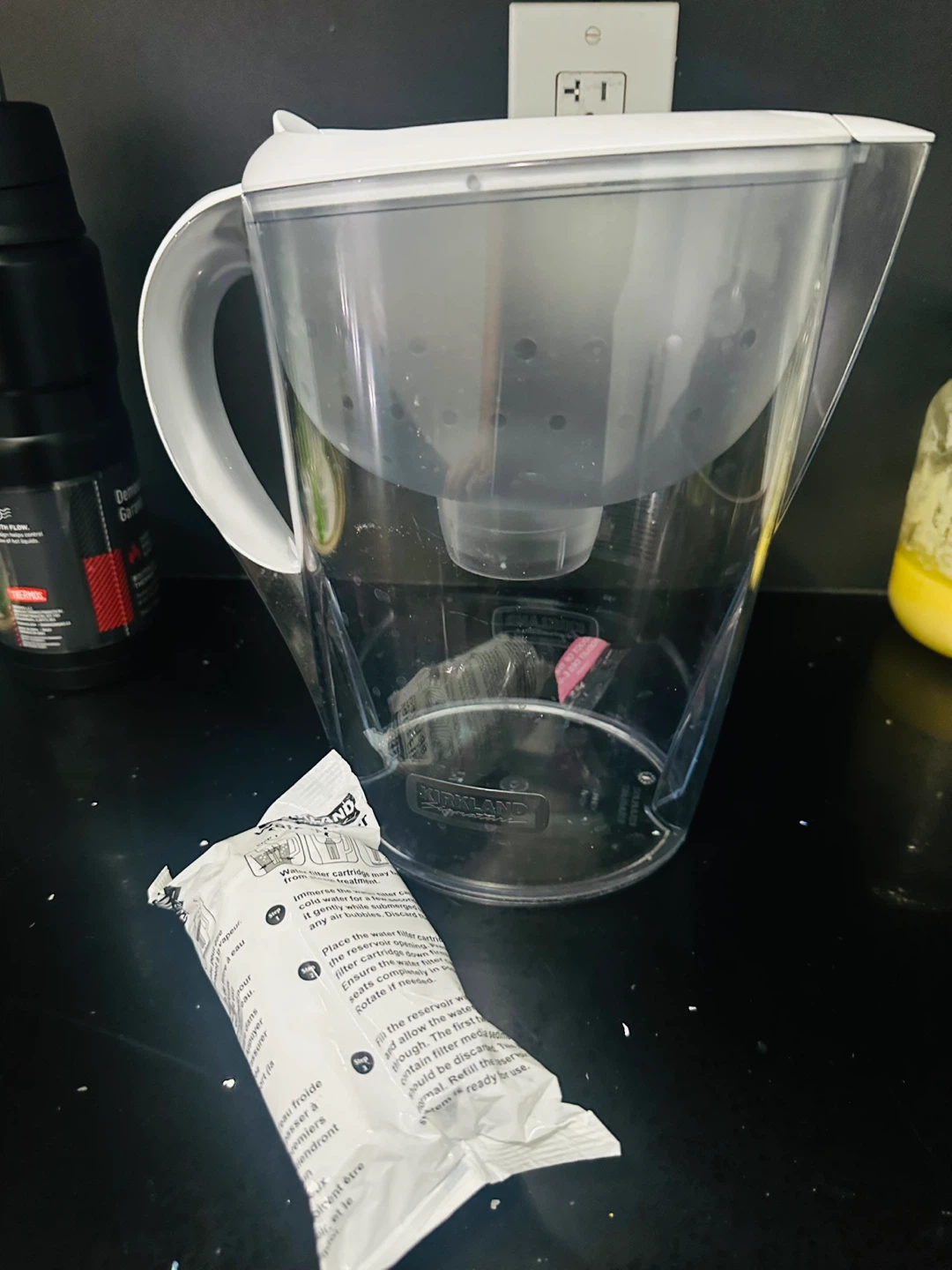 Kirkland Signature Water Filter Pitcher - photo 2
