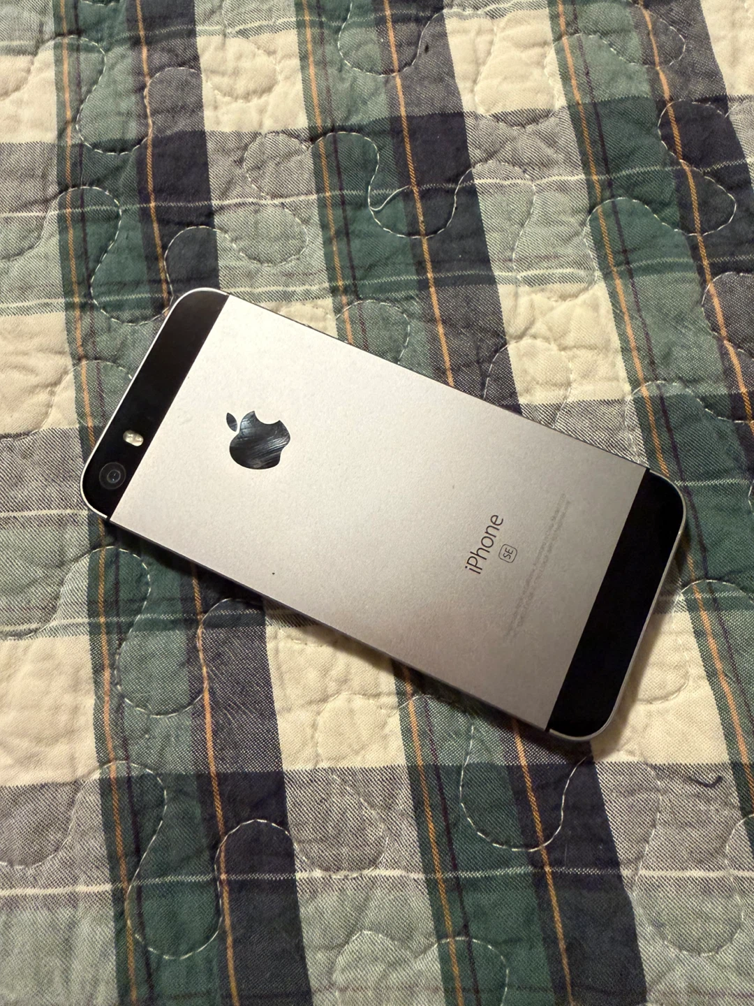 iPhone SE