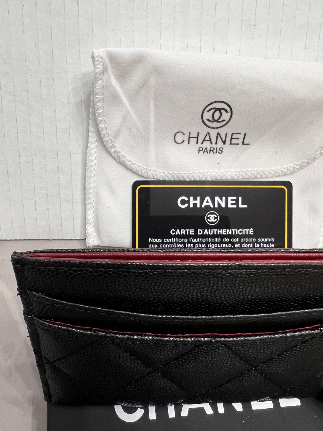 CHANEL Black Quilted Caviar Leather Card Holder - photo 3
