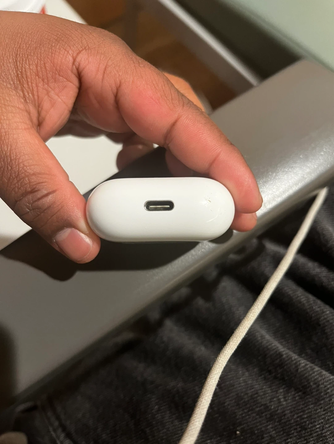 Apple AirPods 4 Charging Case (USB-C) - photo 2