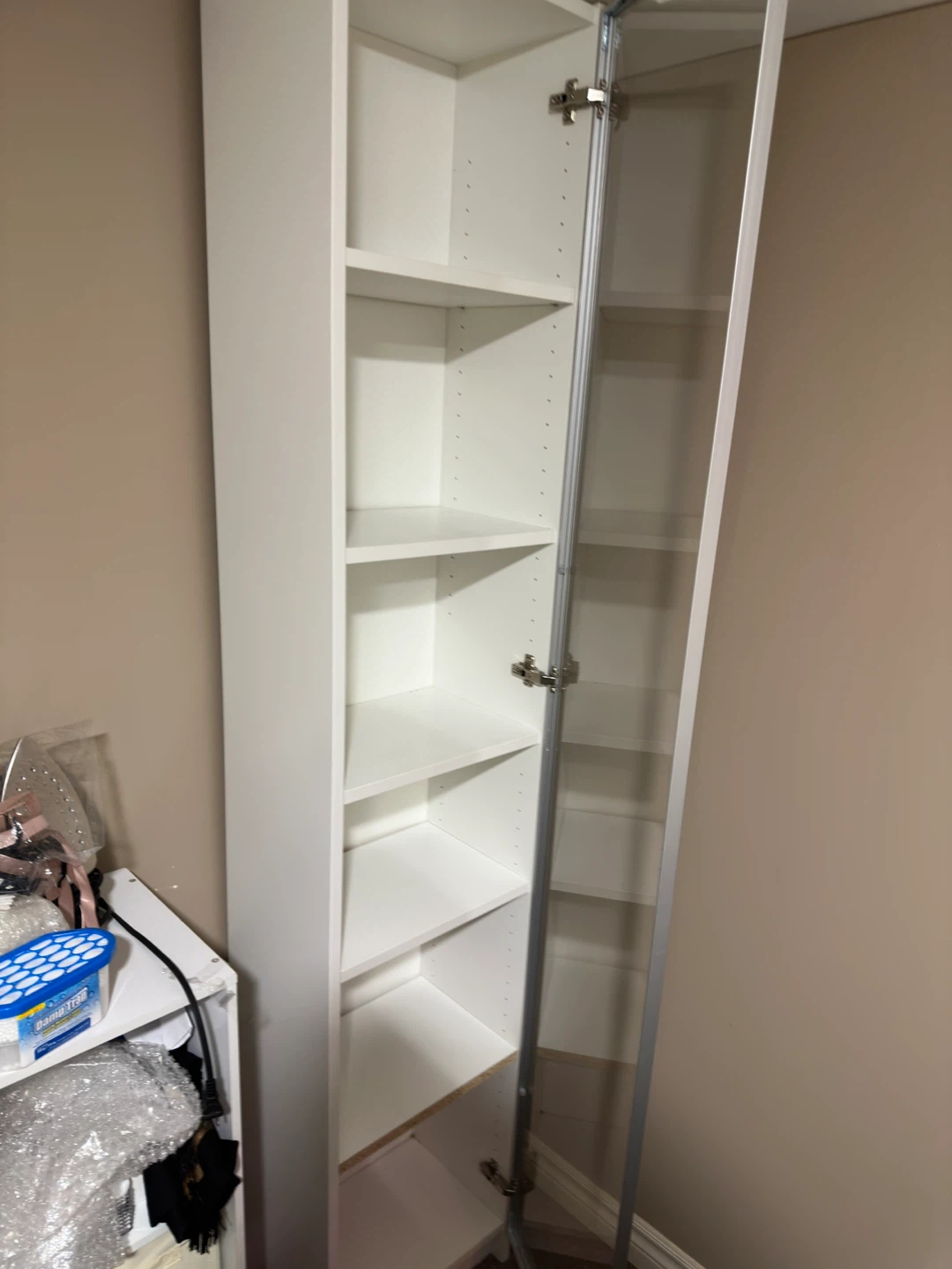Ikea Billy Bookcase with glassdoor - photo 3