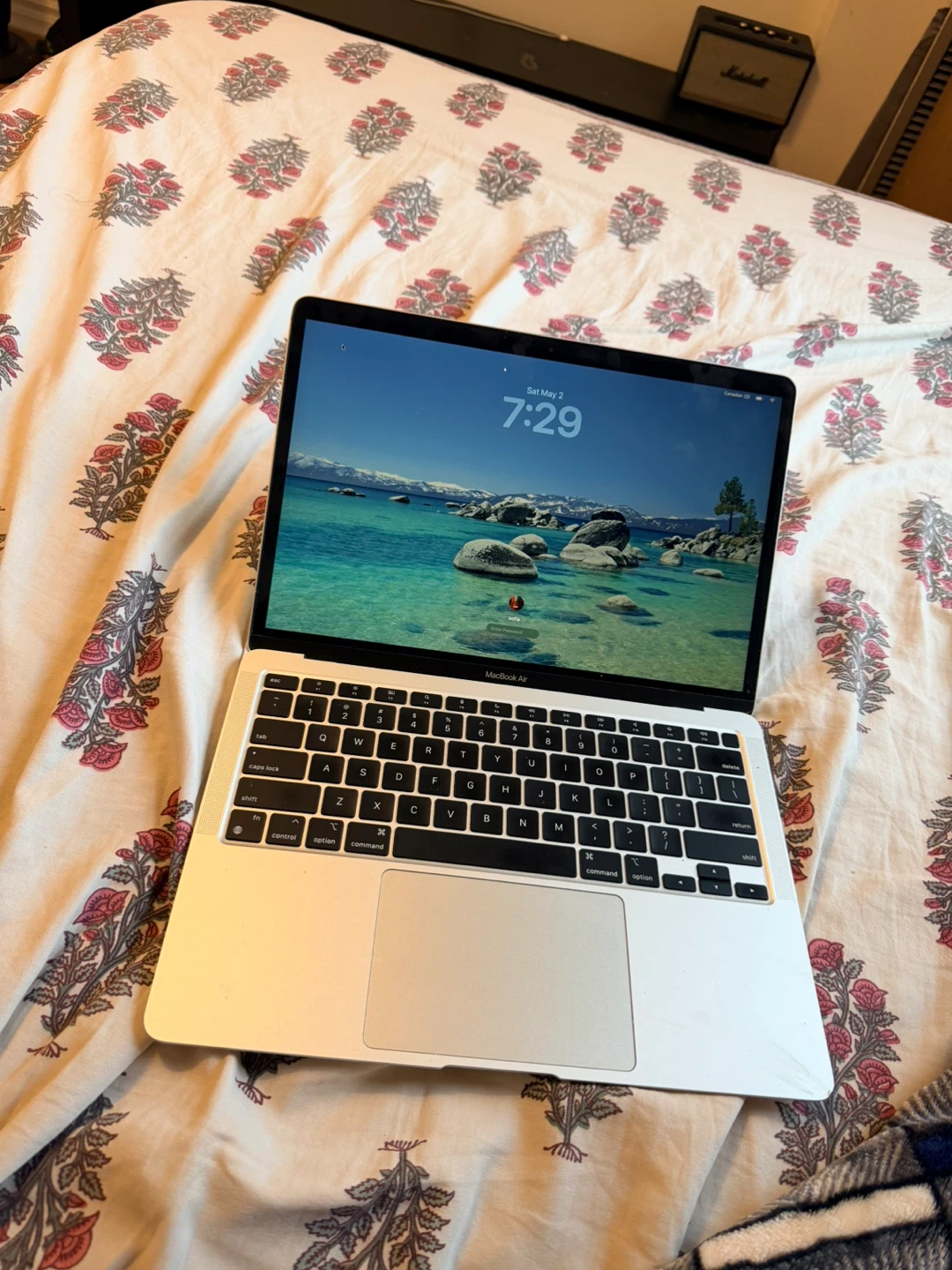MacBook Air M1 (2022) – 256GB – Like New Condition - photo 3
