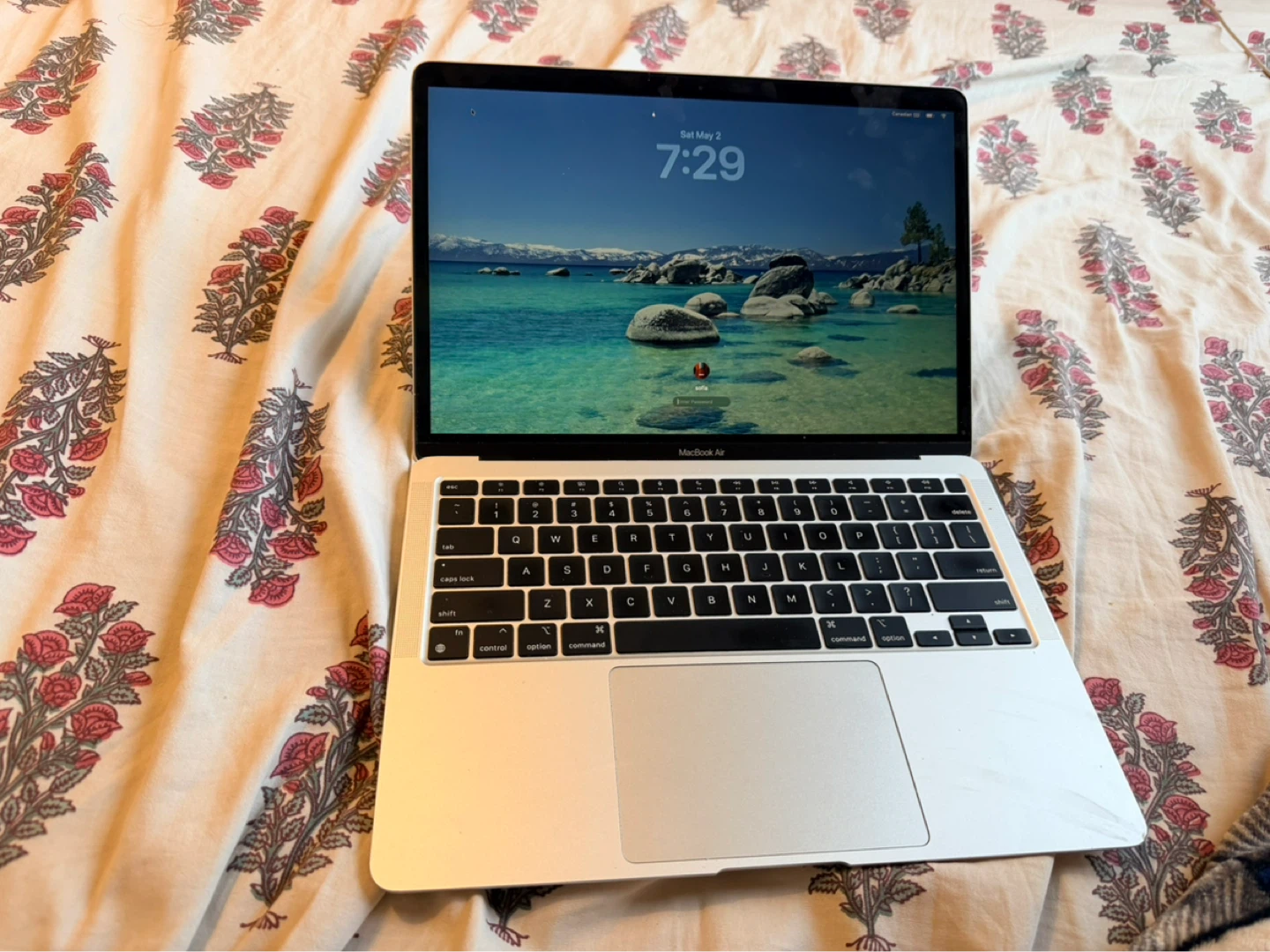 MacBook Air M1 (2022) – 256GB – Like New Condition