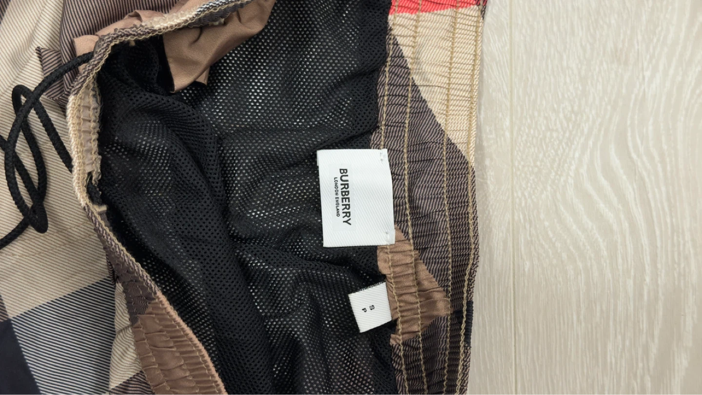 Burberry Check Shorts - photo 4